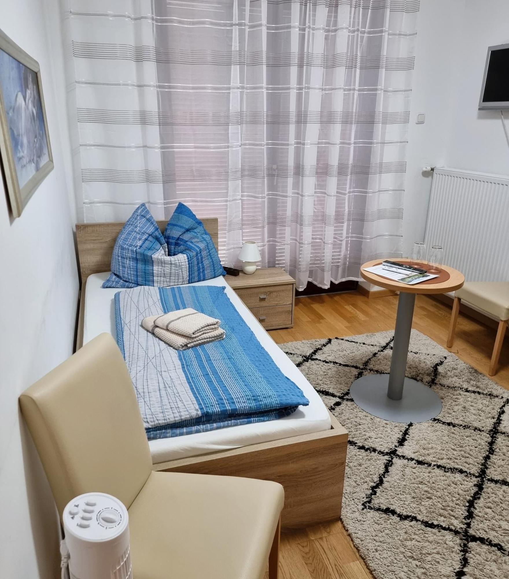Gaestehaus Rettl Lavamünd Chambre photo